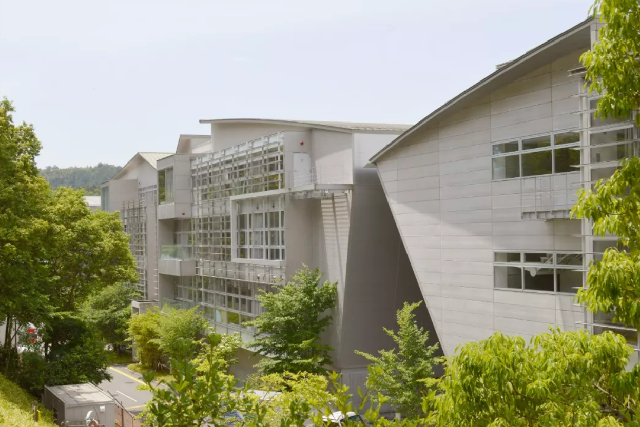 京都精华大学2.png